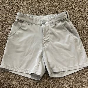 Huk shorts youth medium